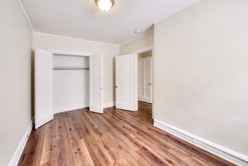 1000-10 Hinman Ave & 503-17 Lee St Studio-2 Beds Apartment for Rent - Photo Gallery 4