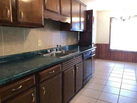 4965 Ridge Tree Drive 3 Beds Apartment for Rent