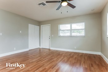 4968 SW 5 St 3 Beds House for Rent - Photo Gallery 4