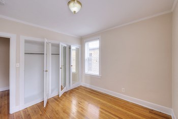 800-10 Michigan Ave & 201-09 Kedzie St 1-3 Beds Apartment for Rent - Photo Gallery 5