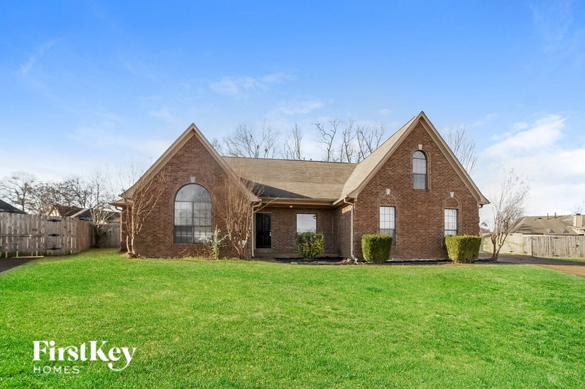 5001 Rabbit Cross Cove Arlington, TN 38002