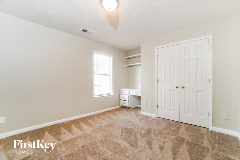 5001 Rabbit Cross Cove Arlington, TN 38002