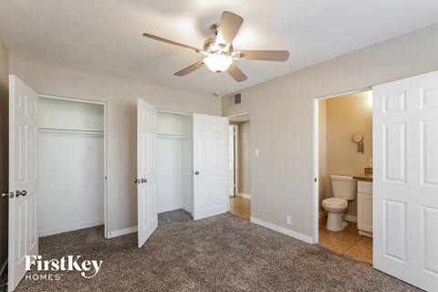 5015 N 20TH Avenue 3 Beds House for Rent - Photo Gallery 9