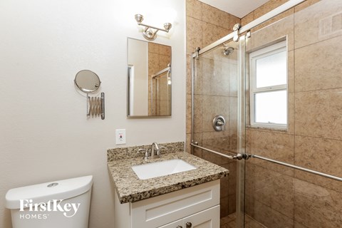 5015 N 20TH Avenue 3 Beds House for Rent - Photo Gallery 10