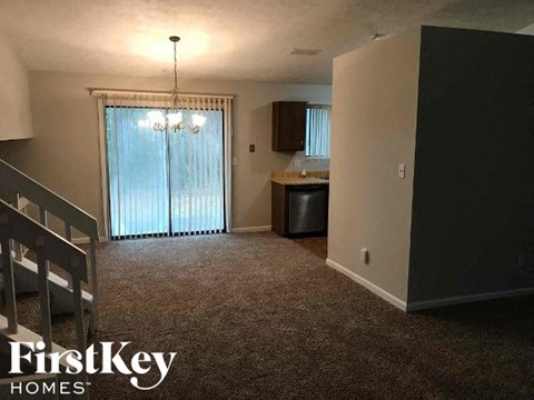 5102 Galbraith Circle 3 Beds Apartment for Rent