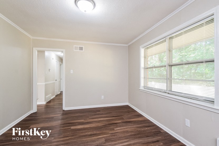 5120 Hudgins 3 Beds House for Rent - Photo Gallery 4