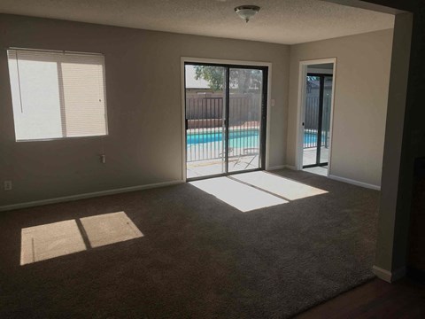 5219 W SIERRA St 4 Beds Apartment for Rent