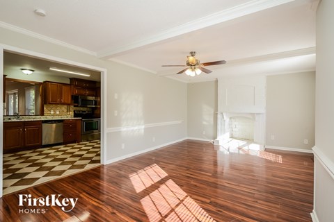 5302 Broadmoor Pl 3 Beds House for Rent - Photo Gallery 3