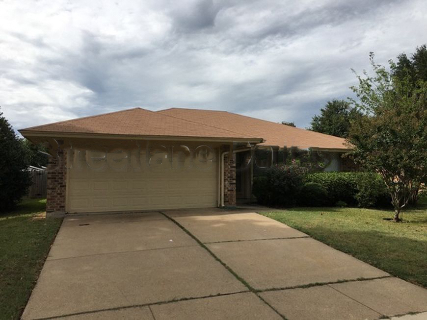 5304 Tamarack Court 3 Beds Apartment for Rent