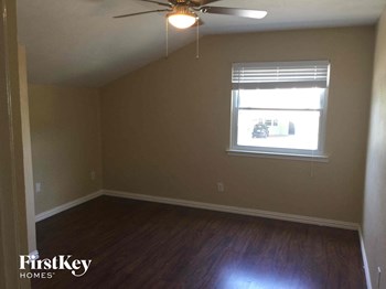 5313 Pensacola Drive 4 Beds House for Rent - Photo Gallery 6