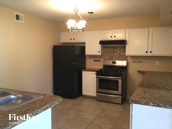 5313 Pensacola Drive 4 Beds House for Rent - Photo Gallery 5
