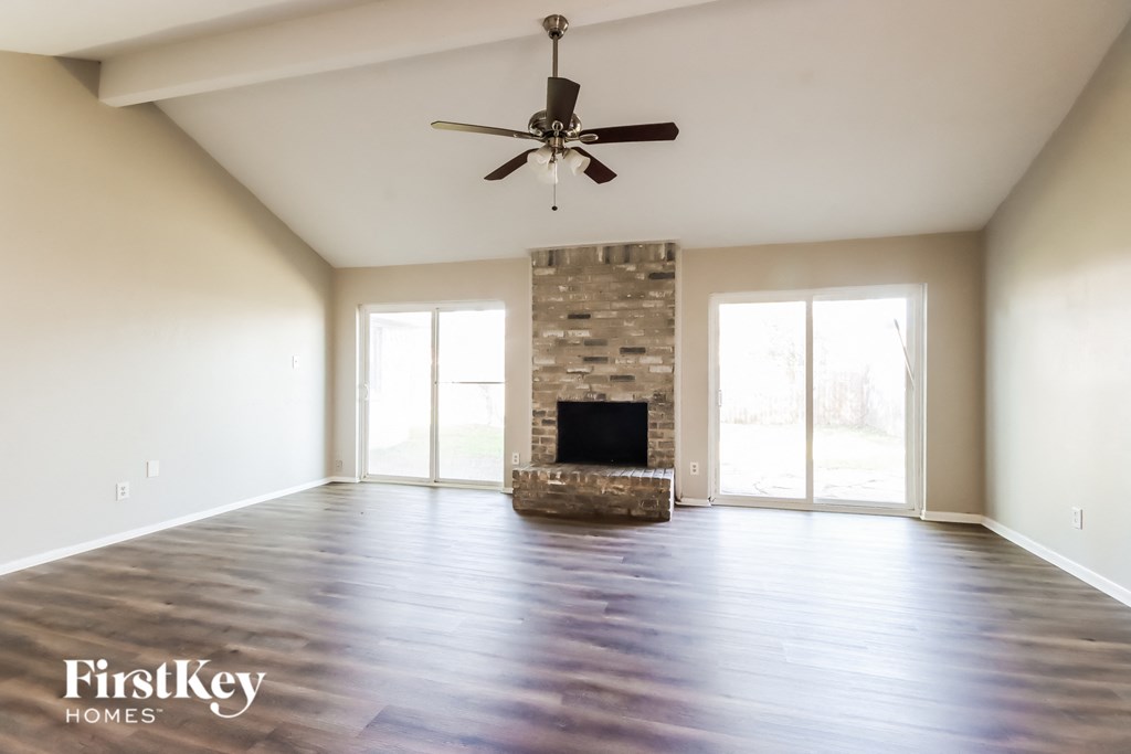 5327 Enchanted Mist Drive 4 Beds House for Rent - Photo Gallery 4