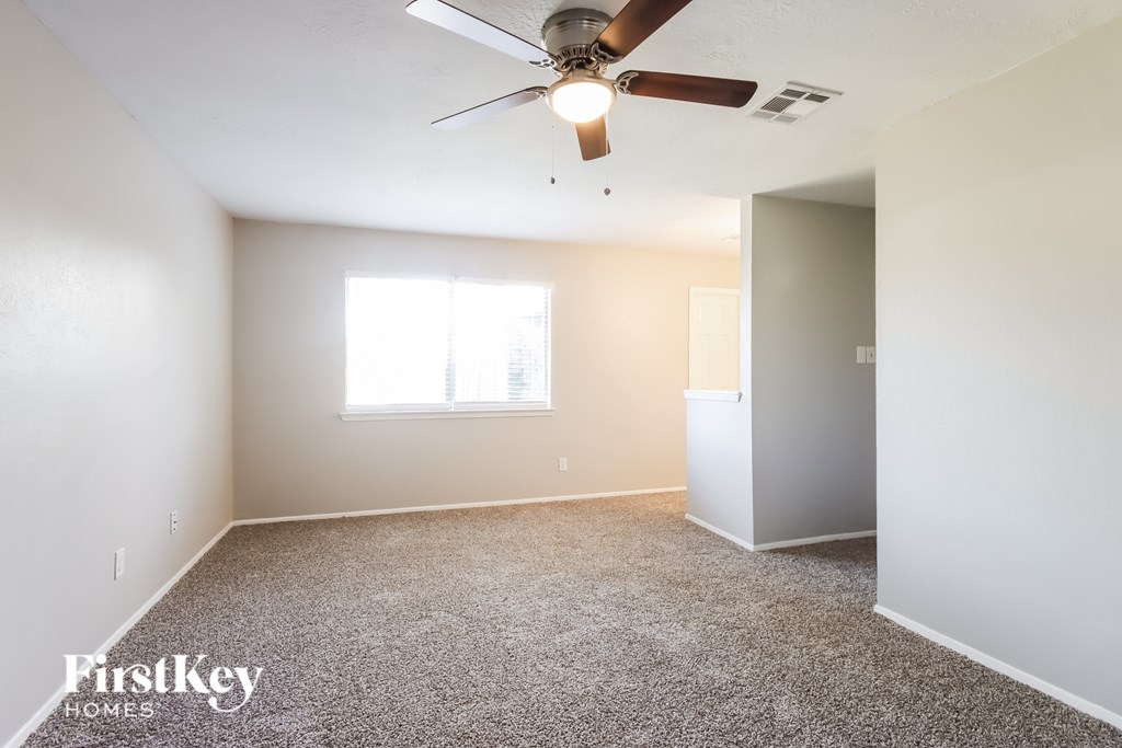 5327 Enchanted Mist Drive 4 Beds House for Rent - Photo Gallery 10