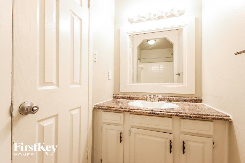 5327 Enchanted Mist Drive 4 Beds House for Rent - Photo Gallery 13