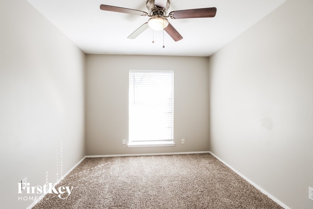 5327 Enchanted Mist Drive 4 Beds House for Rent - Photo Gallery 15