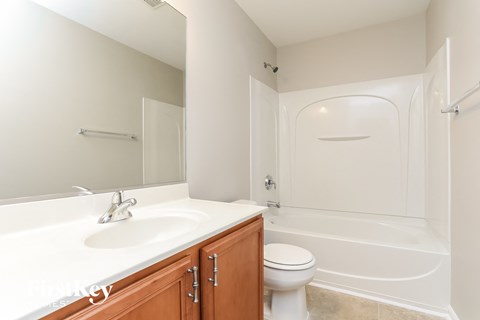 5390 Esher Drive Studio House for Rent - Photo Gallery 13