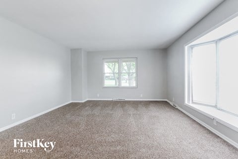5412 E Edgewood Avenue 3 Beds Apartment for Rent