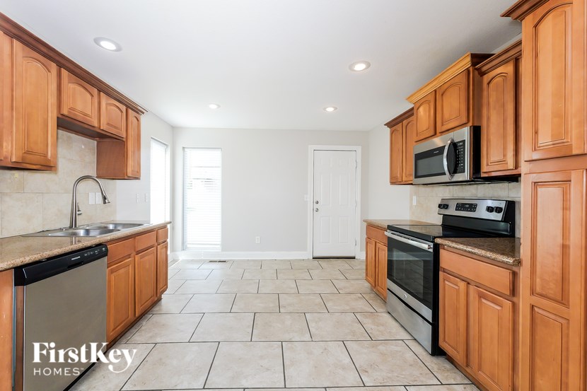 5422 Marion Drive 4 Beds House for Rent - Photo Gallery 8