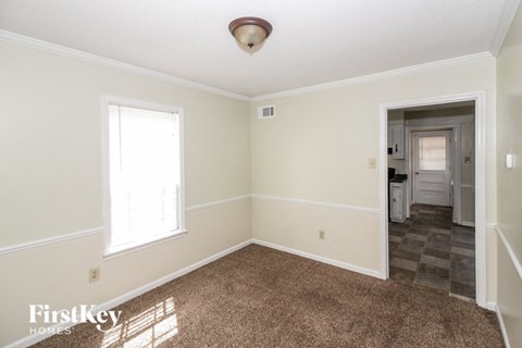 5427 Fontana Avenue 3 Beds Apartment for Rent