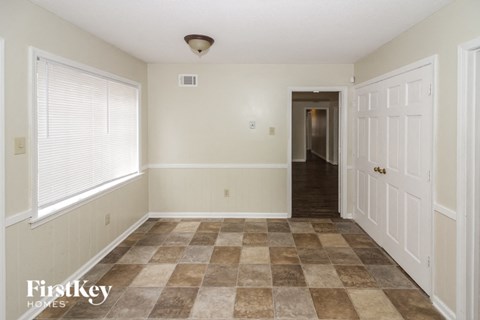 5427 Fontana Avenue 3 Beds Apartment for Rent