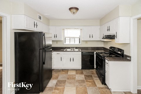 5427 Fontana Avenue 3 Beds Apartment for Rent