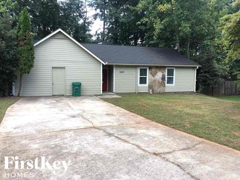 5457 Biffle Ct 4 Beds Apartment for Rent