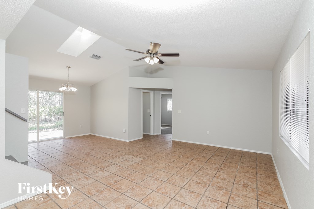 5497 Lady Slipper Ave 3 Beds House for Rent - Photo Gallery 2