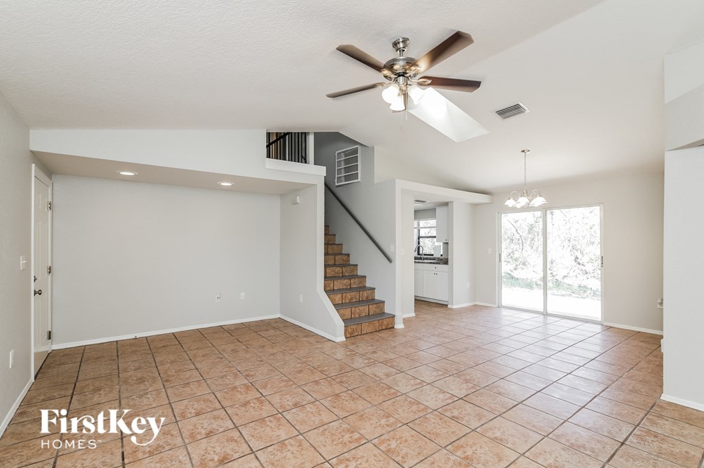 5497 Lady Slipper Ave 3 Beds House for Rent - Photo Gallery 3