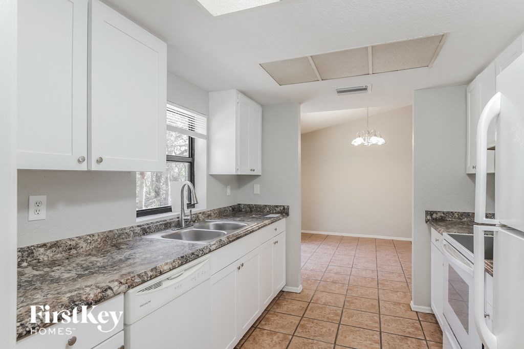 5497 Lady Slipper Ave 3 Beds House for Rent - Photo Gallery 7