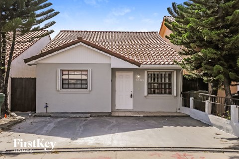 5505 W 27 Lane 3 Beds Apartment for Rent