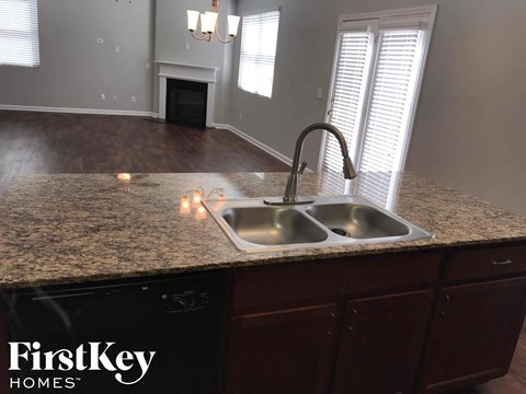 5519 Luther Ct 4 Beds Apartment for Rent