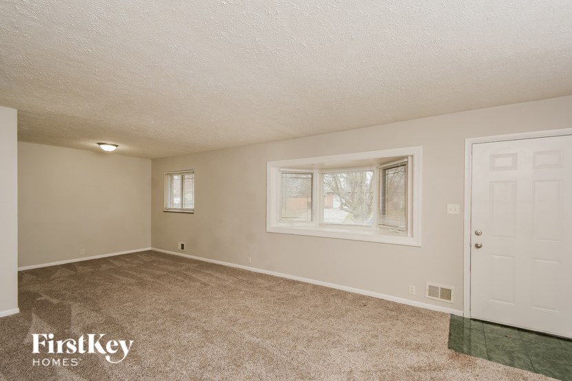 5602 Culver Street 3 Beds House for Rent - Photo Gallery 3