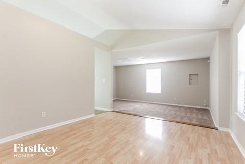 5613 Simmul Ln 3 Beds Apartment for Rent
