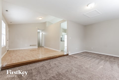 5613 Simmul Ln 3 Beds Apartment for Rent