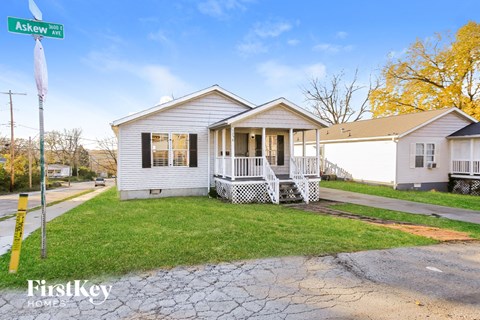 5650 Askew Ave 4 Beds Apartment for Rent