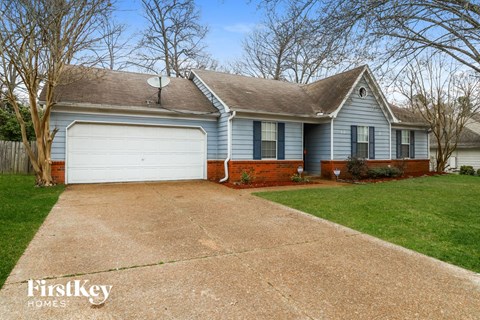 5672 Riverhead Avenue 3 Beds Apartment for Rent