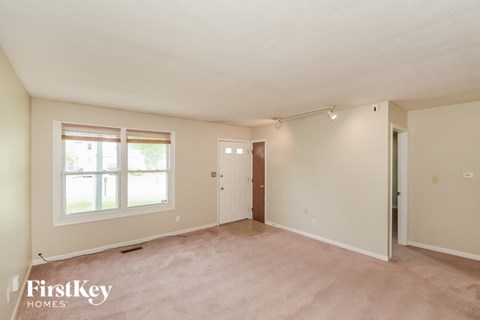 5691 Dobbs Ferry Dr 3 Beds Apartment for Rent