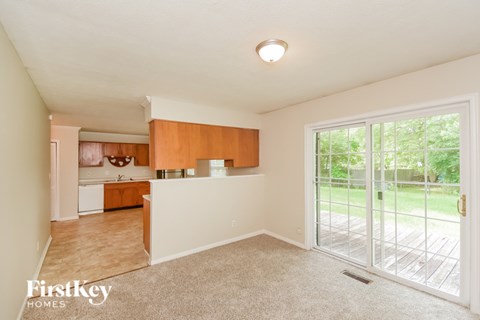 5691 Dobbs Ferry Dr 3 Beds Apartment for Rent