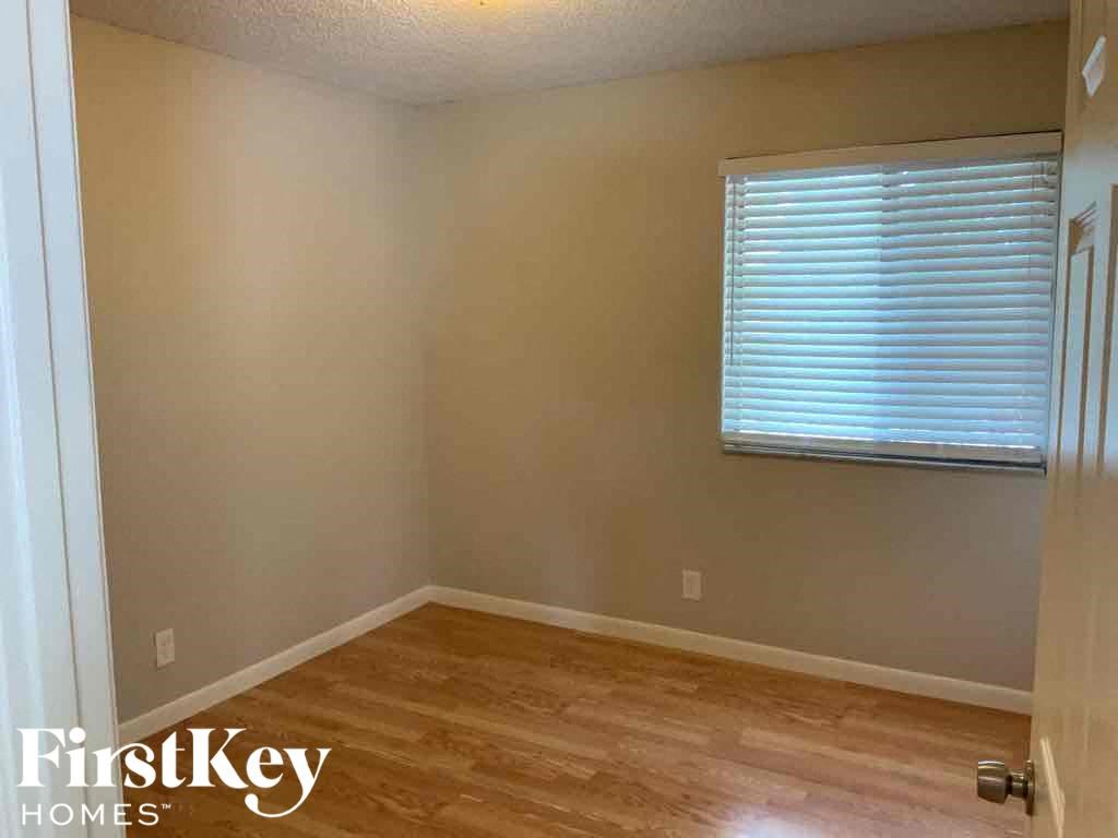 5784 Strawberry Lakes Circle 3 Beds House for Rent - Photo Gallery 12