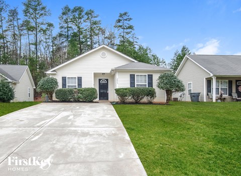 5823 Hamilton Oaks Drive 3 Beds Apartment for Rent