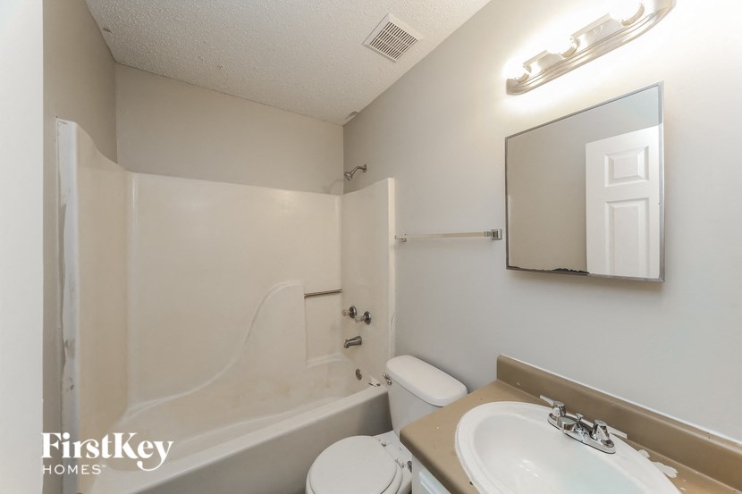 5848 Hickory Shadow Ln Studio House for Rent - Photo Gallery 12