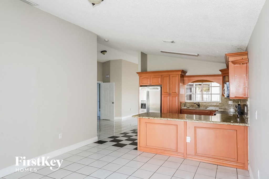 5860 Sw 150 Avenue 3 Beds House for Rent - Photo Gallery 7