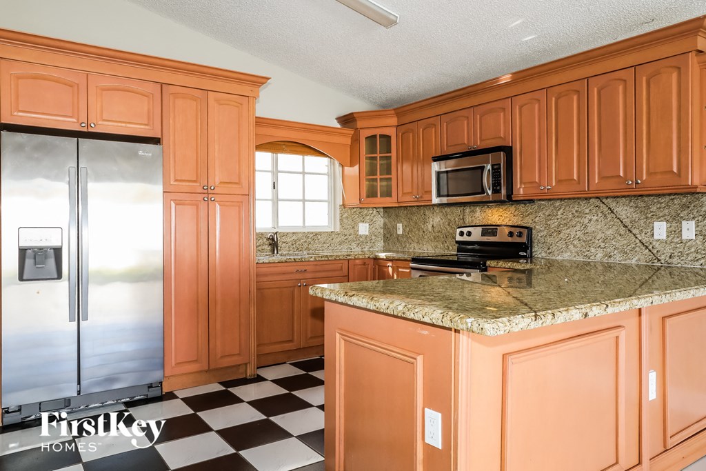 5860 Sw 150 Avenue 3 Beds House for Rent - Photo Gallery 9