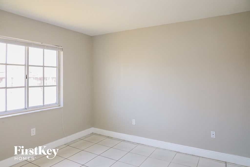 5860 Sw 150 Avenue 3 Beds House for Rent - Photo Gallery 12