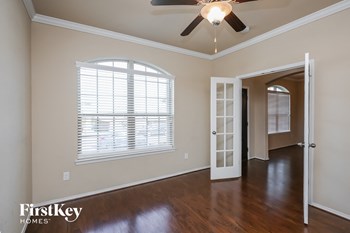 5861 Bindweed St 4 Beds House for Rent - Photo Gallery 4
