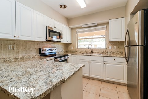 5900 Grove St S 3 Beds House for Rent - Photo Gallery 6