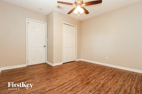 5900 Grove St S 3 Beds House for Rent - Photo Gallery 13