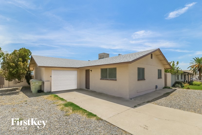 5903 W Hearn Rd 3 Beds House for Rent - Photo Gallery 2