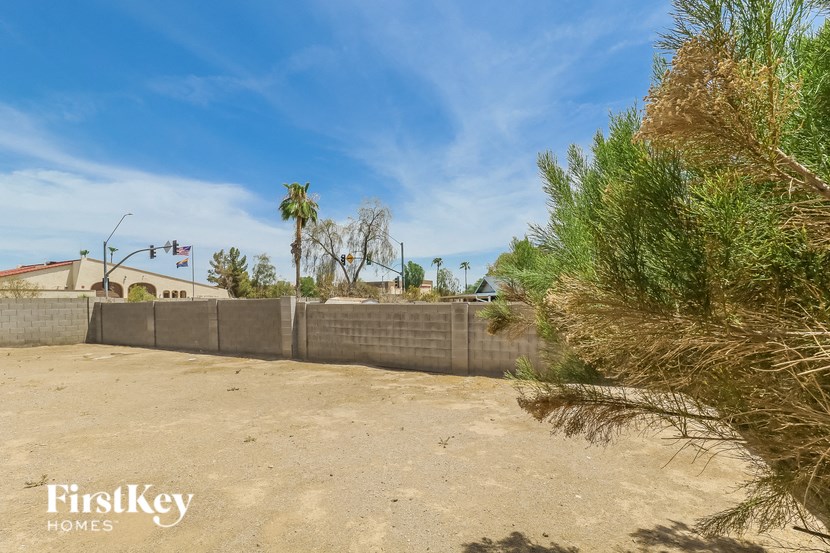 5903 W Hearn Rd 3 Beds House for Rent - Photo Gallery 15