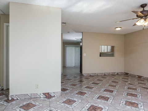 5990 Ithaca Circle W 3 Beds Apartment for Rent